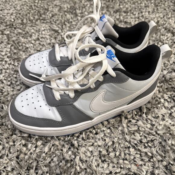 Nike Kids Sneakers - Gray and White - Picture 4 of 9